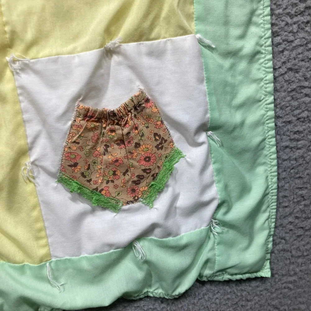 Handmade Vintage Baby Lap‎ Quilt Green Yellow 3D Applique Patchwork Blanket FLAW